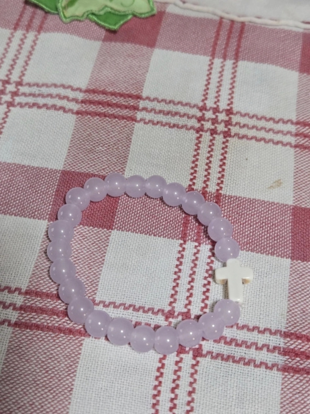 Lilac Glass Beaded Cross Bracelet Like New